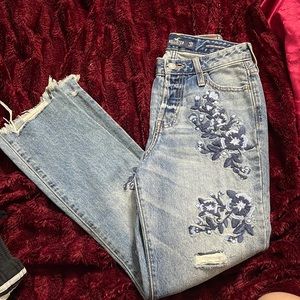 brand new hollister jeans size 23 blue flower stitch high rise vintage straight